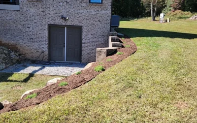 Beautiful Landscaping For Steep Yards With More Usable Space